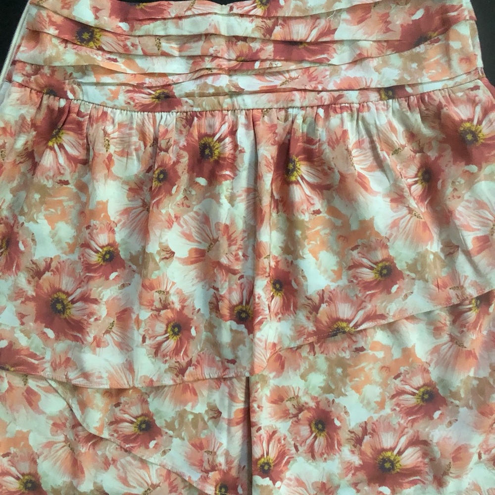 Express skirt never worn size 6